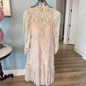 80s Vintage Cachet by Bari Protas Long Sleeve Lace Dress in Pink & Cream, 9/10